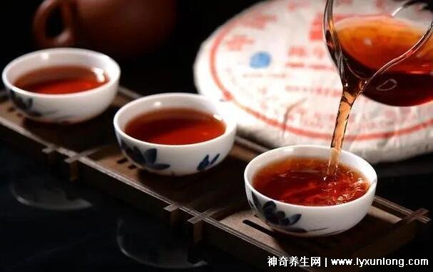 普洱茶一般多少钱一饼，生茶一百至上千元/熟茶几十元至五百元